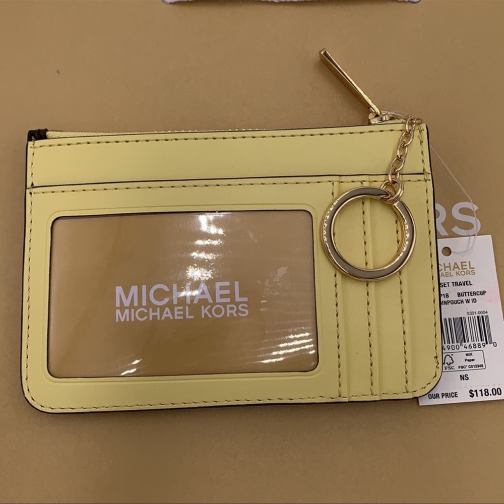 MICHAEL KORS SMALL TOP ZIP COINPOUCH W ID BUTTERCUP